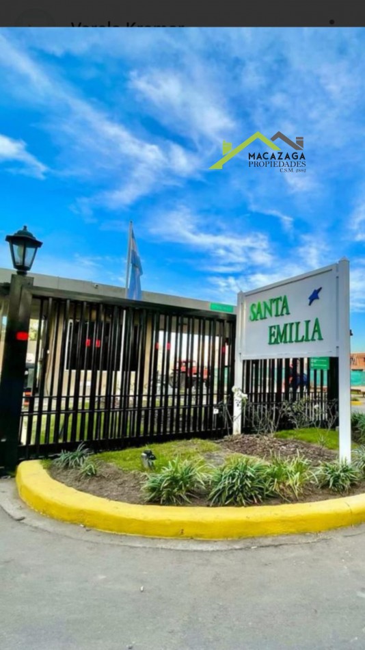  HERMOSO LOTE INTERNO EN BARRIO SANTA EMILIA