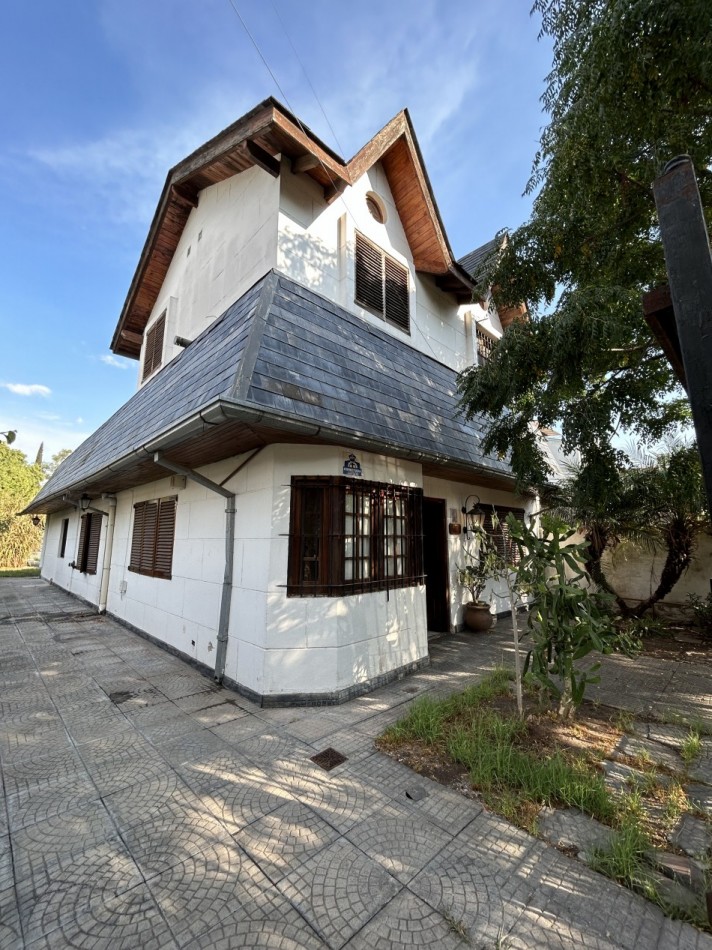 CASA 5 AMBIENTES CON QUINCHO 