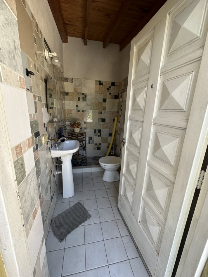 VENTA PROPIEDAD CON 2 CASAS EN EXCELENTE UBICACION