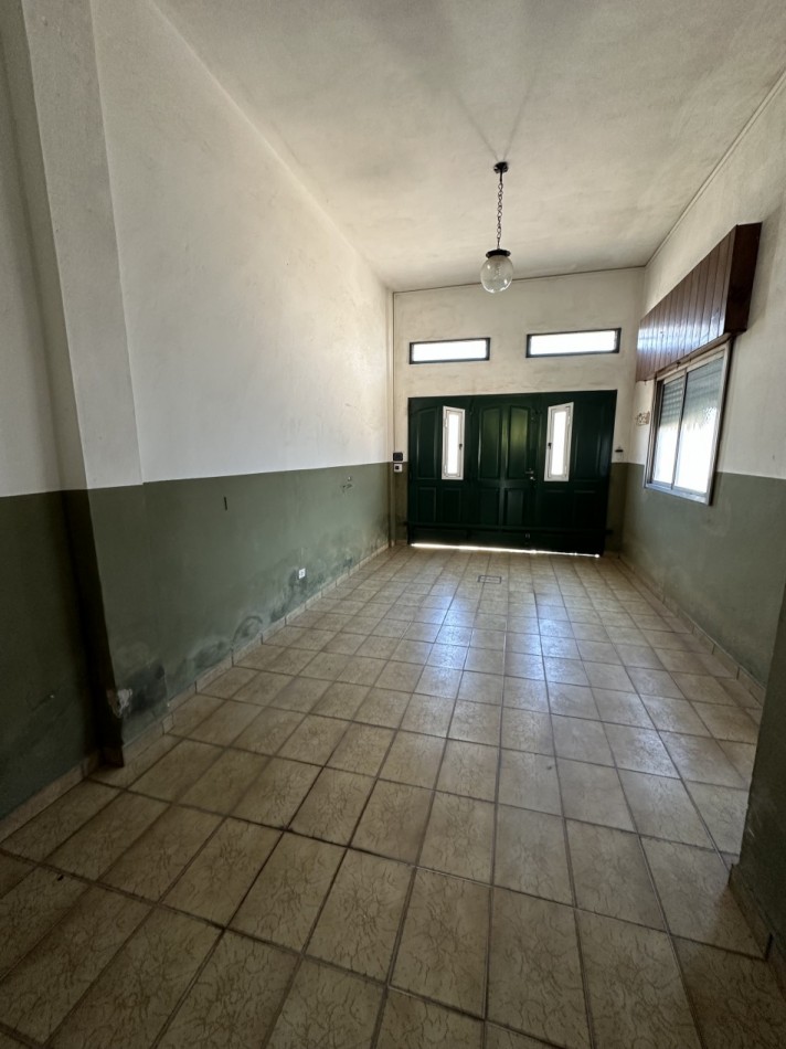 VENTA PROPIEDAD CON 2 CASAS EN EXCELENTE UBICACION