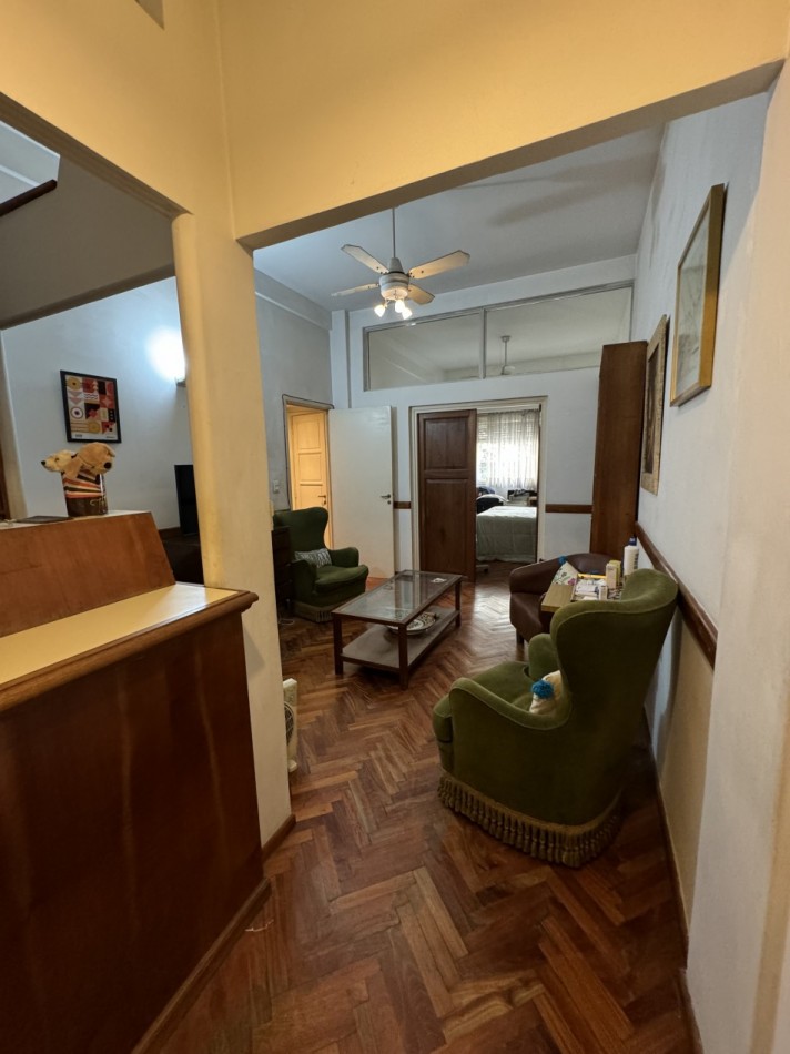 DEPARTAMENTO 4 AMBIENTES EN EDIFICIO USO PROFESIONAL/VIVIENDA 