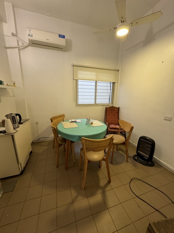 DEPARTAMENTO 4 AMBIENTES EN EDIFICIO USO PROFESIONAL/VIVIENDA 