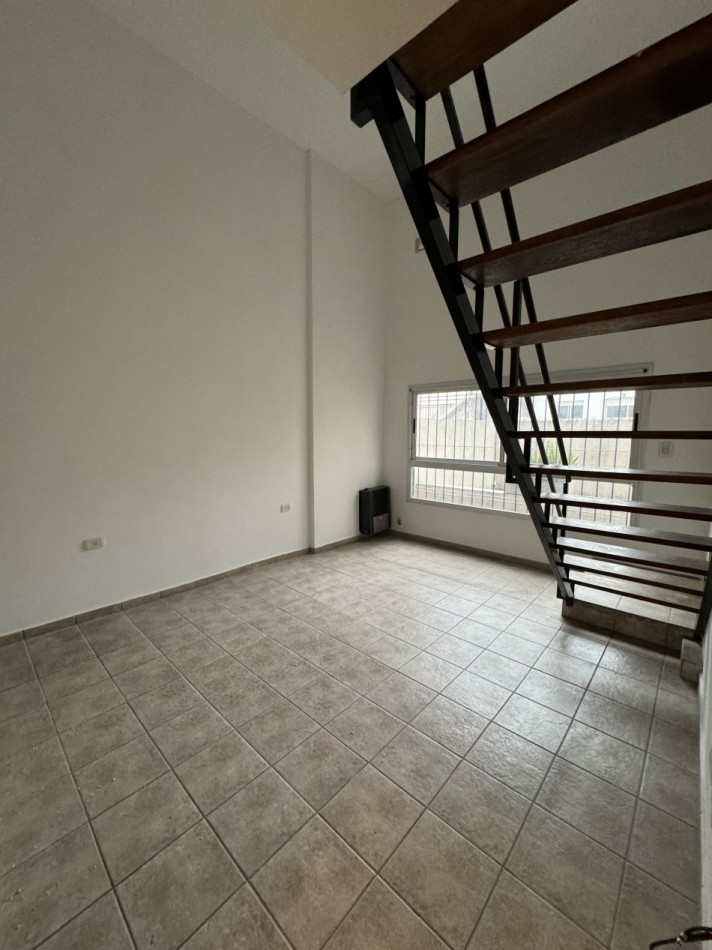 DEPARTAMENTO 3 AMBIENTES EN DUPLEX 