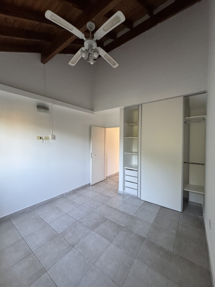 DEPARTAMENTO 2AMBIENTES CON PLAYROOM Y COCHERA 
