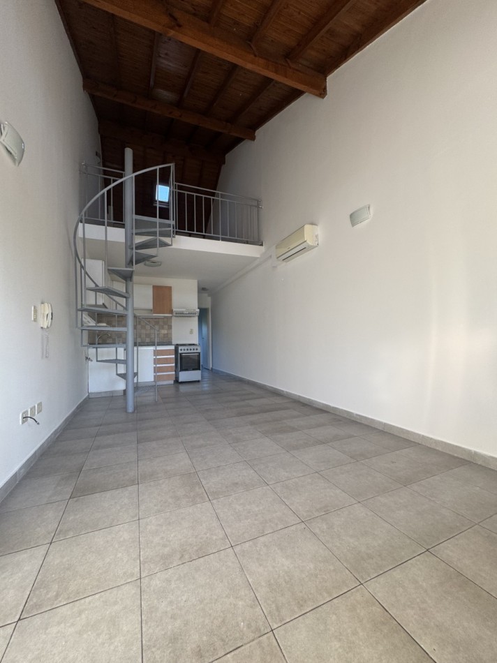 DEPARTAMENTO 2AMBIENTES CON PLAYROOM Y COCHERA 