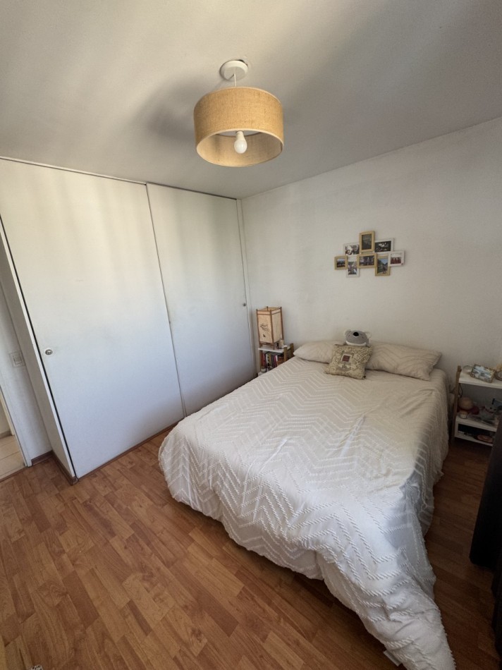 DEPARTAMENTO DOS AMBIENTES CON BALCON USO FAMILIAR Y PROFESIONAL