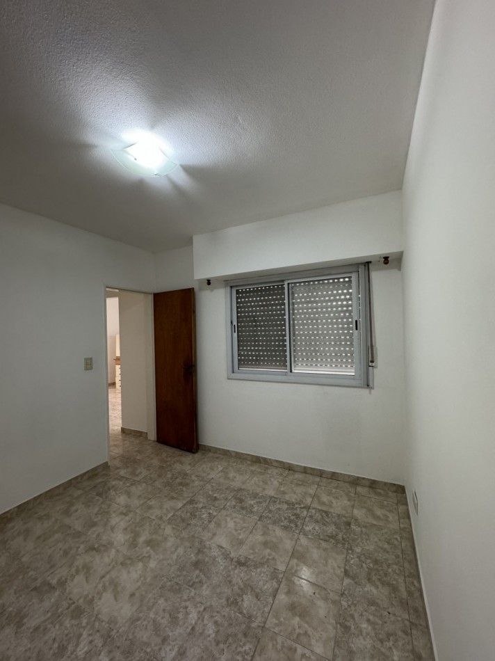 DEPARTAMENTO 3 AMBIENTES CON BALCON  SIN COCHERA