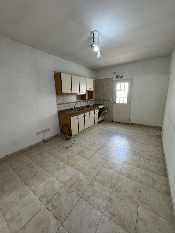 DEPARTAMENTO 3 AMBIENTES CON BALCON  SIN COCHERA