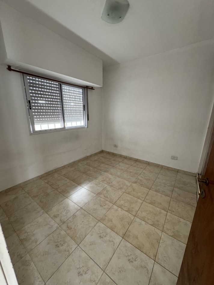 DEPARTAMENTO 3 AMBIENTES CON BALCON  SIN COCHERA