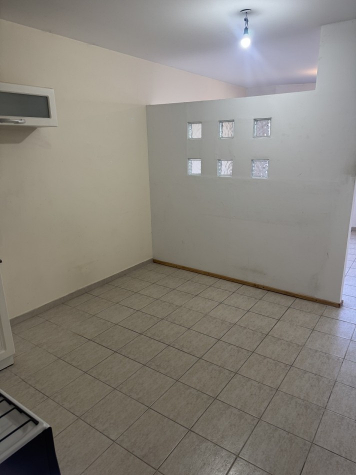 DEPARTAMENTO MONOAMBIENTE DIVIDIDO