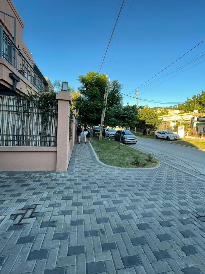 DEPARTAMENTO 2 AMBIENTES CON BALCON Y COCHERA