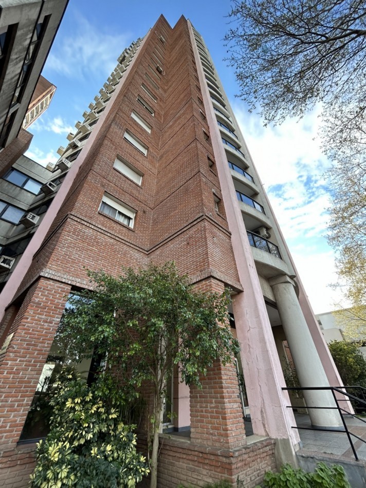 DEPARTAMENTO DOS AMBIENTES CON BALCON Y COCINA SEPARADA 