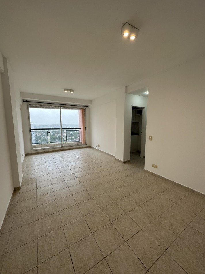DEPARTAMENTO DOS AMBIENTES CON BALCON Y COCINA SEPARADA 