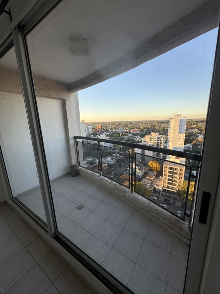 DEPARTAMENTO DOS AMBIENTES CON BALCON Y COCINA SEPARADA 
