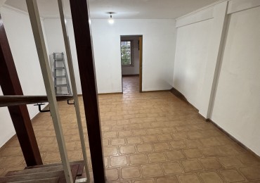 AMPLIA OFICINA EN DOS PLANTAS 