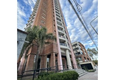 DEPARTAMENTO 2 AMBIENTES EN IMPECABLE ESTADO EDIFICIO BARCELONA V